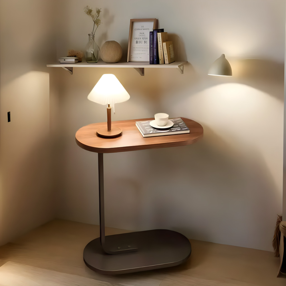 Praktičan bočni stolić za dnevnu i spavaću sobu